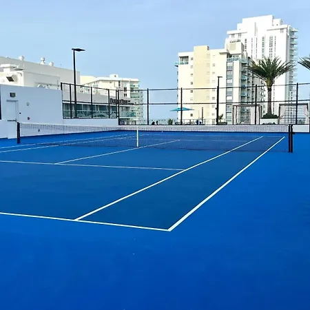 Luxury Apartment With Endless Ocean Views -Daily Resort Fee And Parking Not Included-